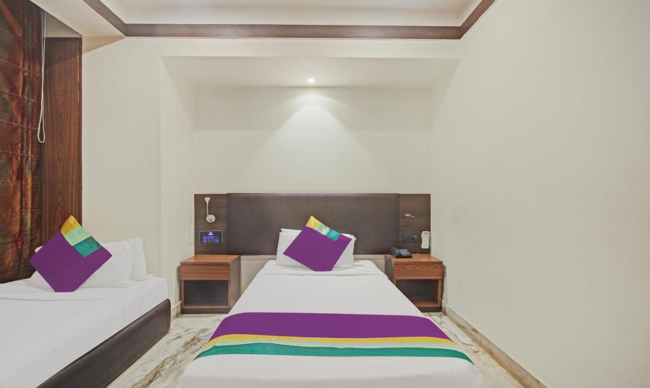 Treebo Premium Dee Empresa Hotel Kolkata Bagian luar foto