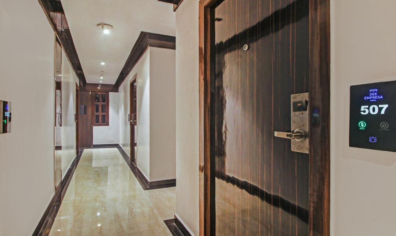 Treebo Premium Dee Empresa Hotel Kolkata Bagian luar foto